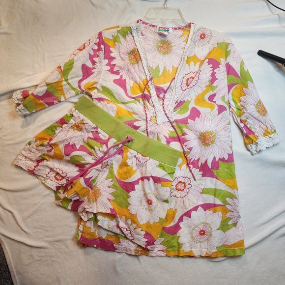 Vintage Seventeen Pajama Set with Retro Floral Size Medium - Picture 2 of 12